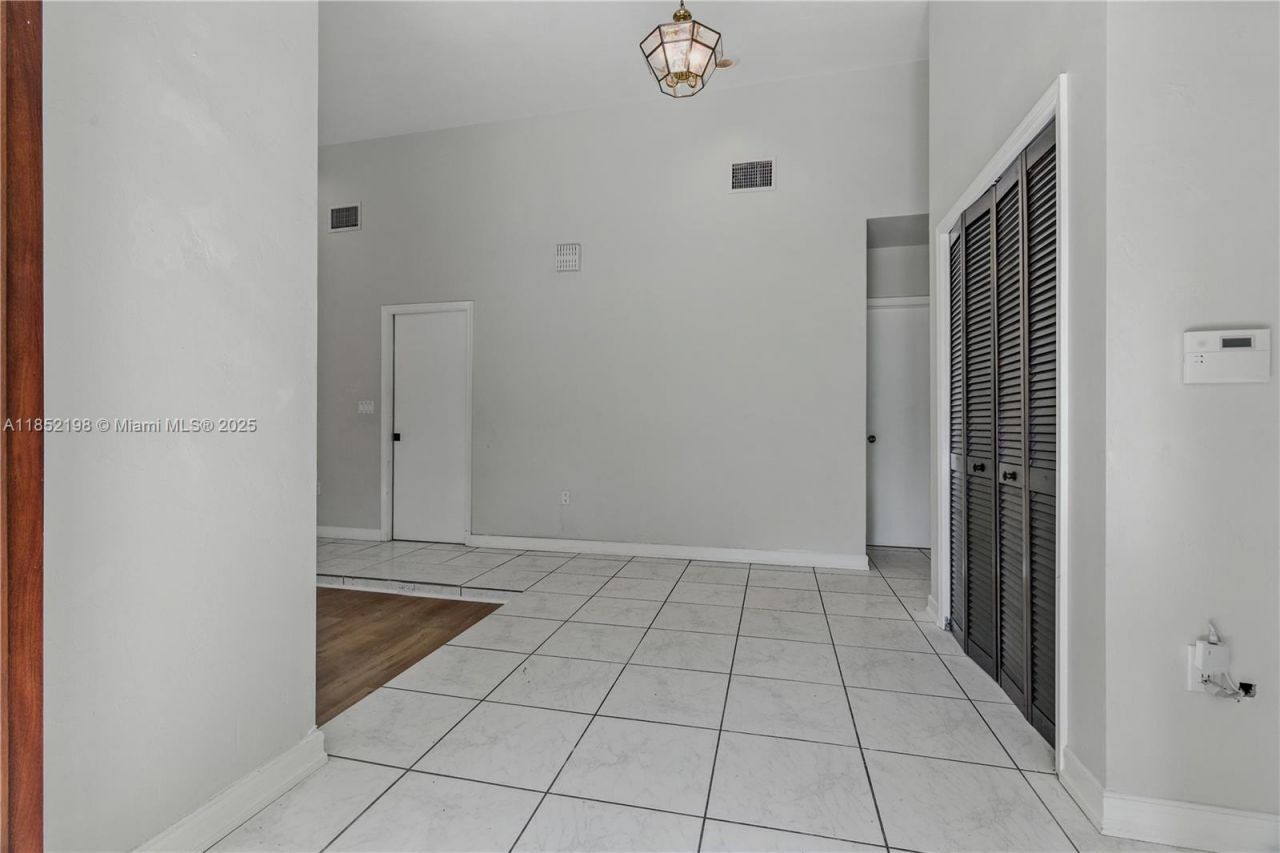 17900 SW 77th Ave, Palmetto Bay, FL 33157 Photo