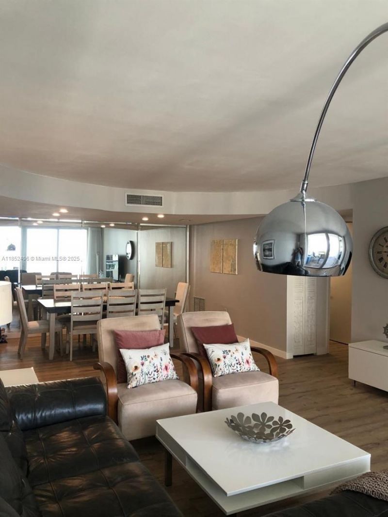 2751 S Ocean Dr, Unit 1406-S, Hollywood, FL 33019 Photo