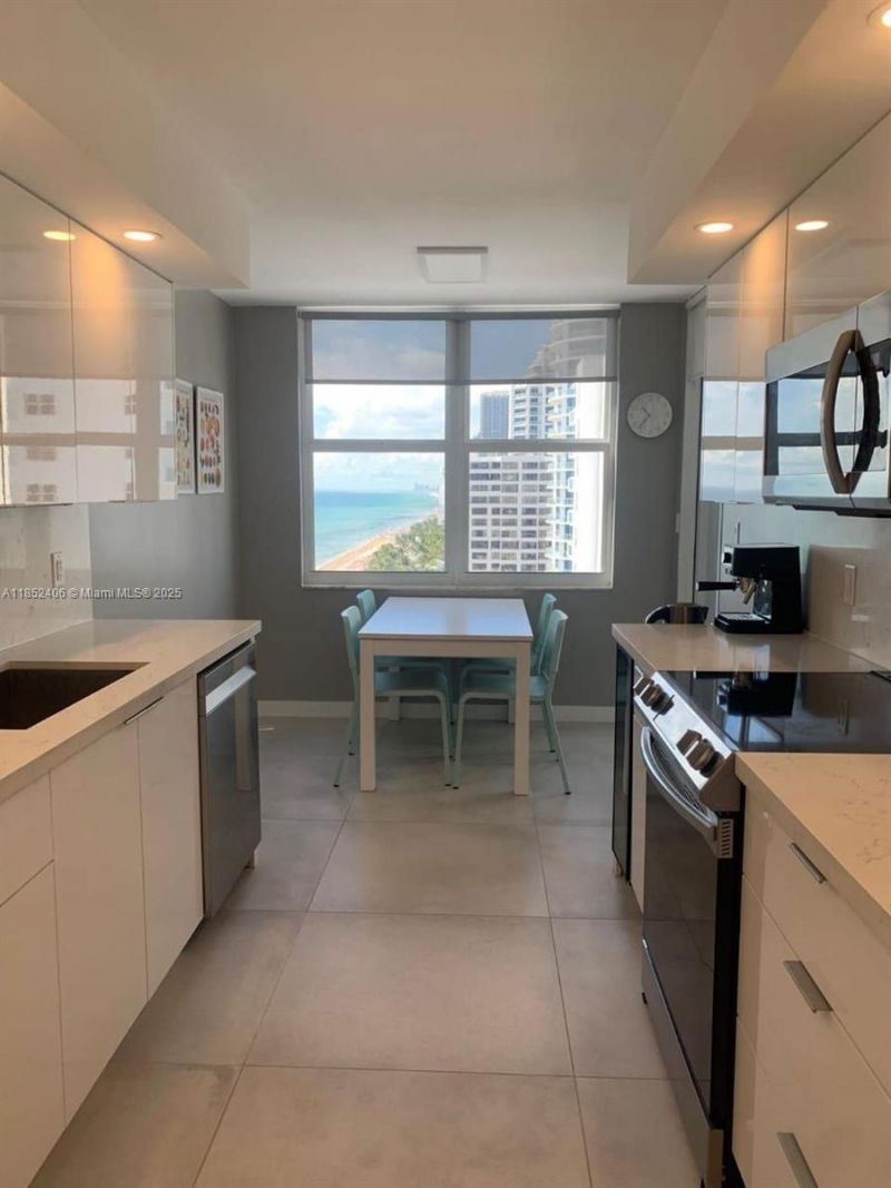 2751 S Ocean Dr, Unit 1406-S, Hollywood, FL 33019 Photo