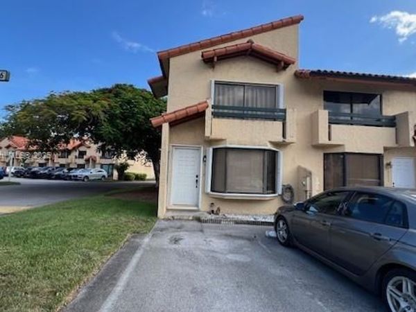 10170 SW 77th Ct, Miami, FL 33156