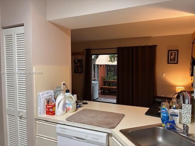 10170 SW 77th Ct, Miami, FL 33156 Photo