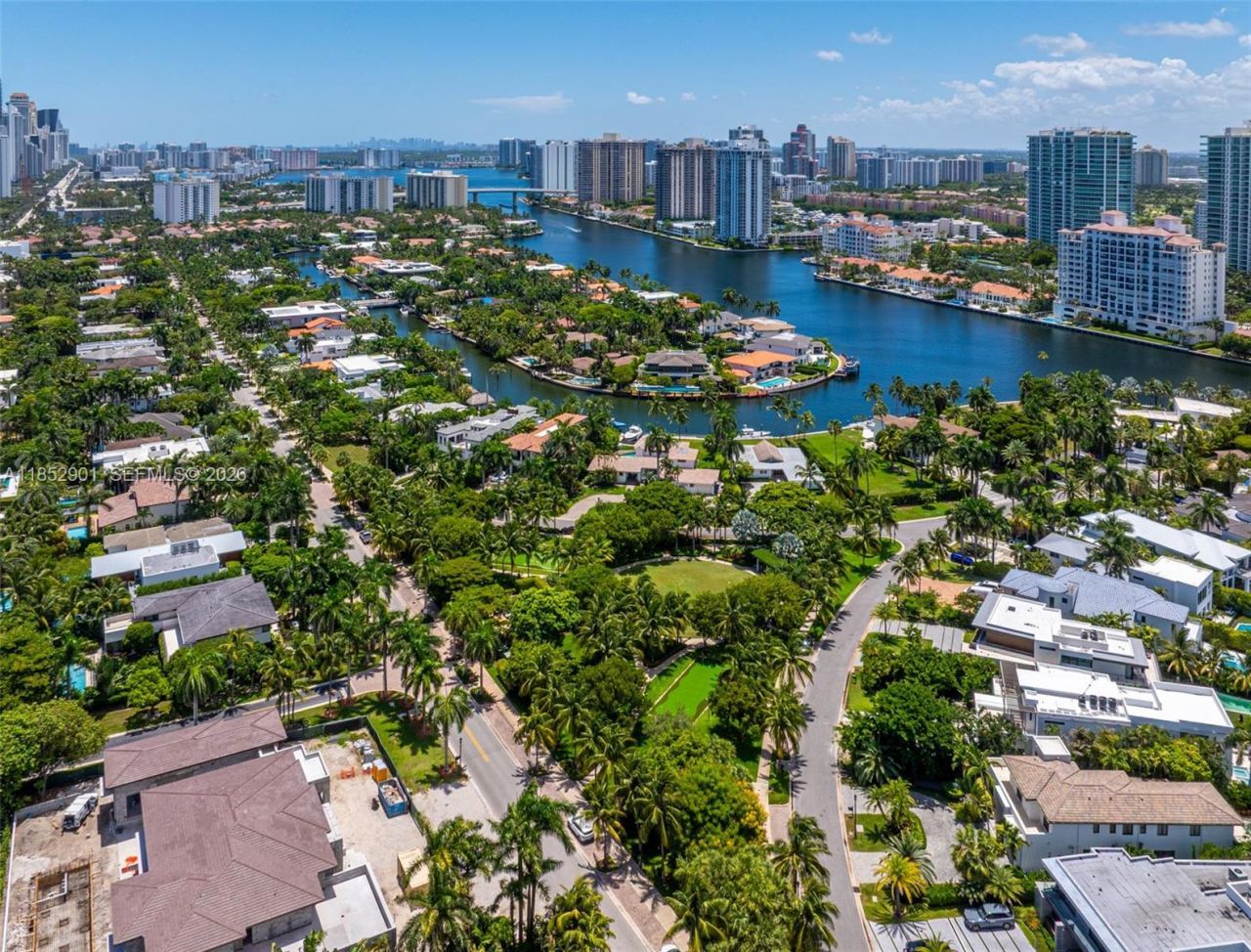 268 S Parkway, Golden Beach, FL 33160 Photo