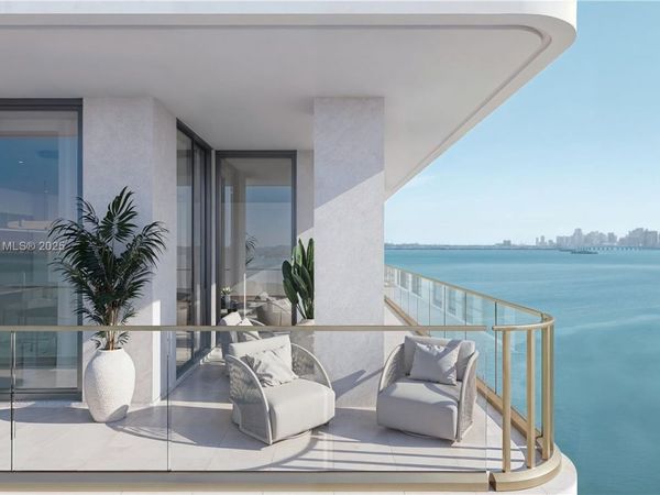 7918 West Dr, Unit 902, North Bay Village, FL 33141