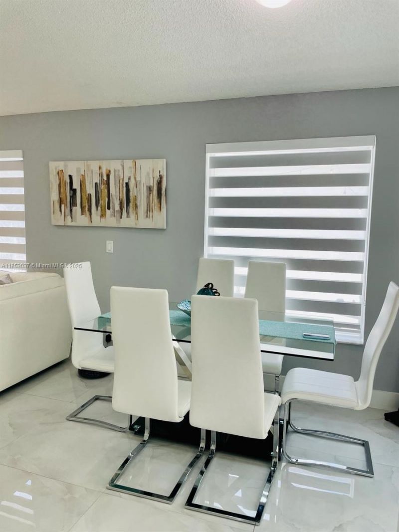 18336 NW 6th St, Pembroke Pines, FL 33029 Photo