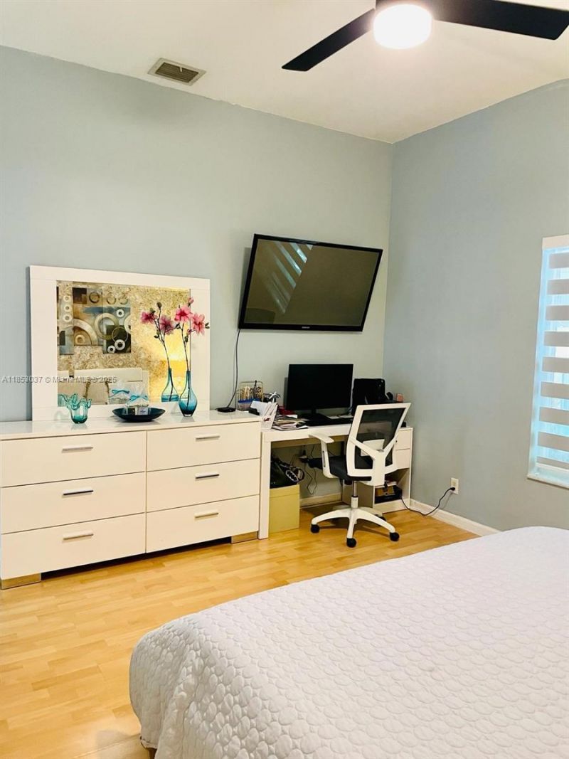 18336 NW 6th St, Pembroke Pines, FL 33029 Photo