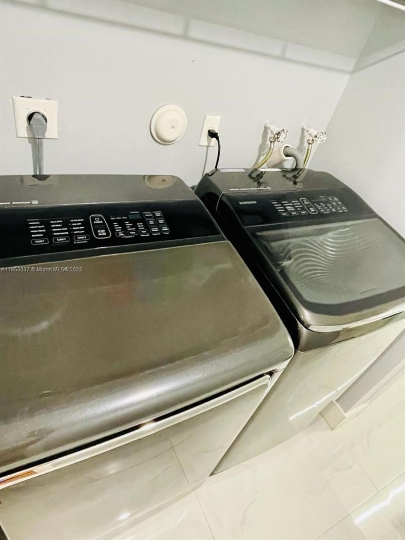 18336 NW 6th St, Pembroke Pines, FL 33029 Photo