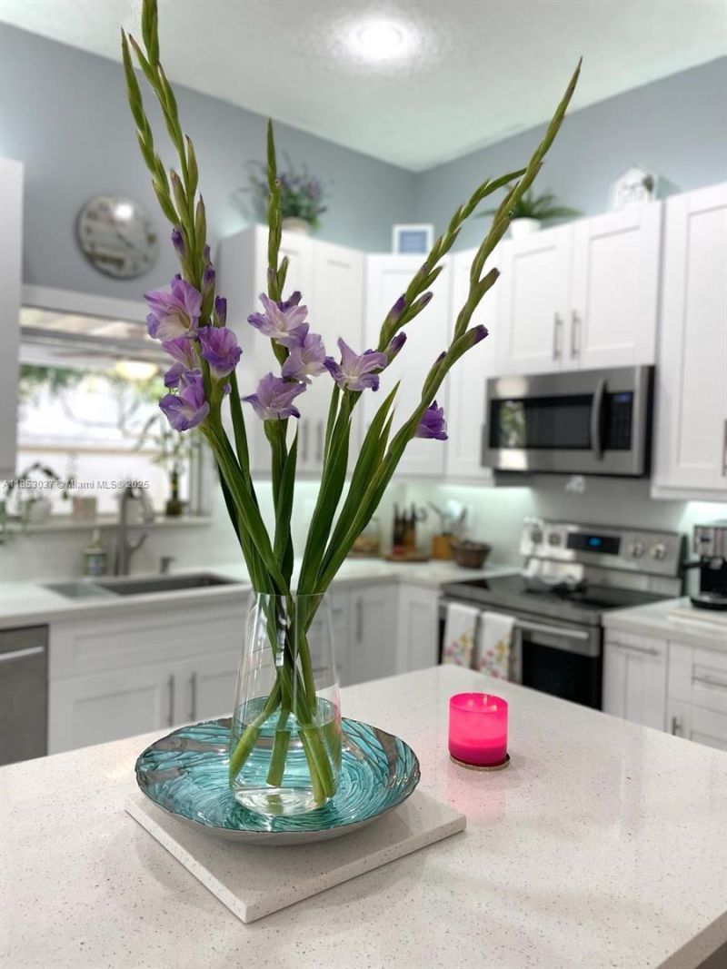 18336 NW 6th St, Pembroke Pines, FL 33029 Photo