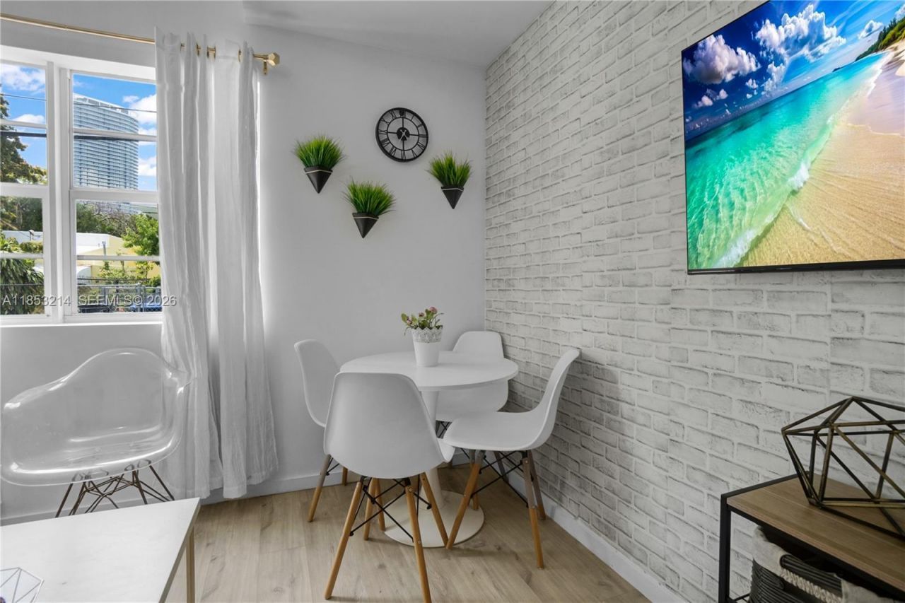 810 7th St, Unit 107, Miami Beach, FL 33139 Photo