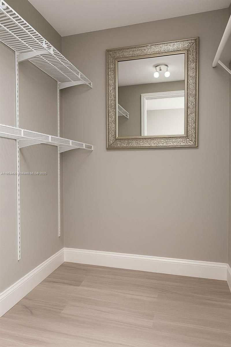 555 NE 15th St, Unit 32D, Miami, FL 33132 Photo