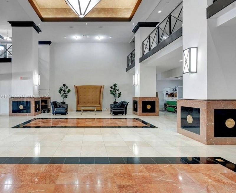 555 NE 15th St, Unit 32D, Miami, FL 33132 Photo