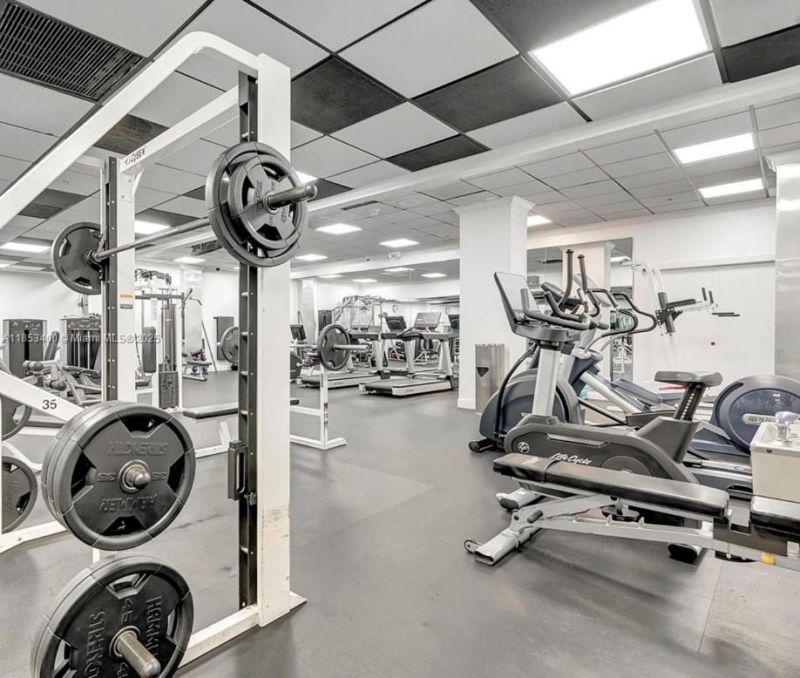 555 NE 15th St, Unit 32D, Miami, FL 33132 Photo