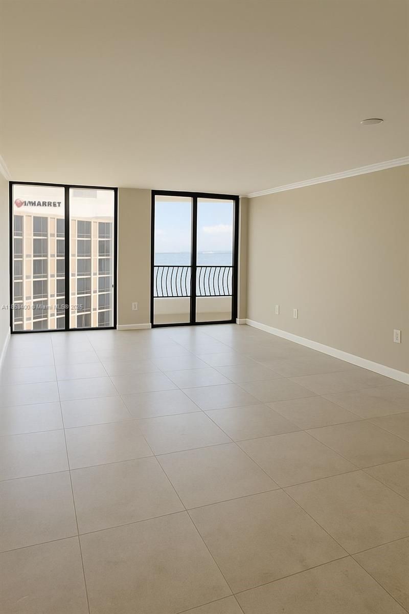 555 NE 15th St, Unit 32D, Miami, FL 33132 Photo