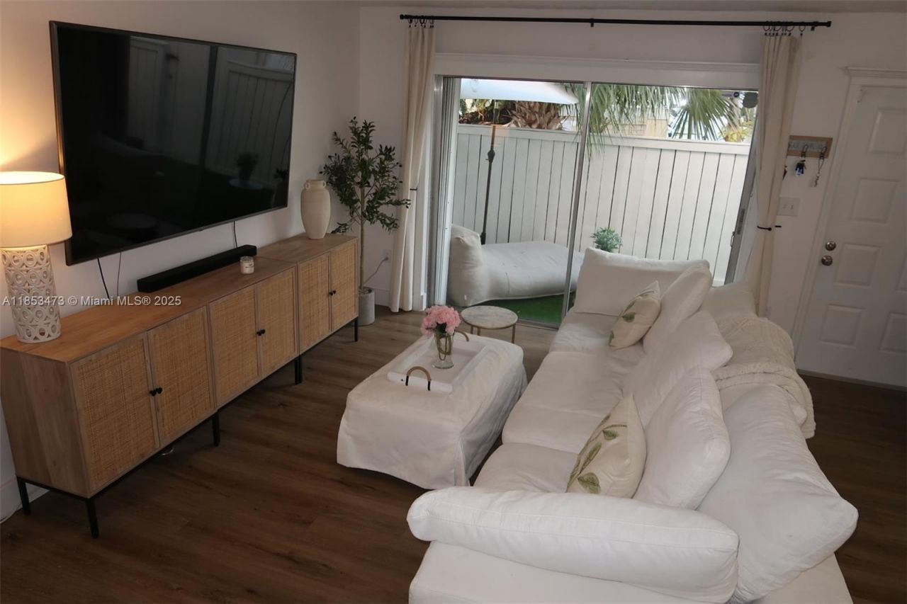 4530 SW 68th Ct Cir, Unit 35-6, Miami, FL 33155 Photo