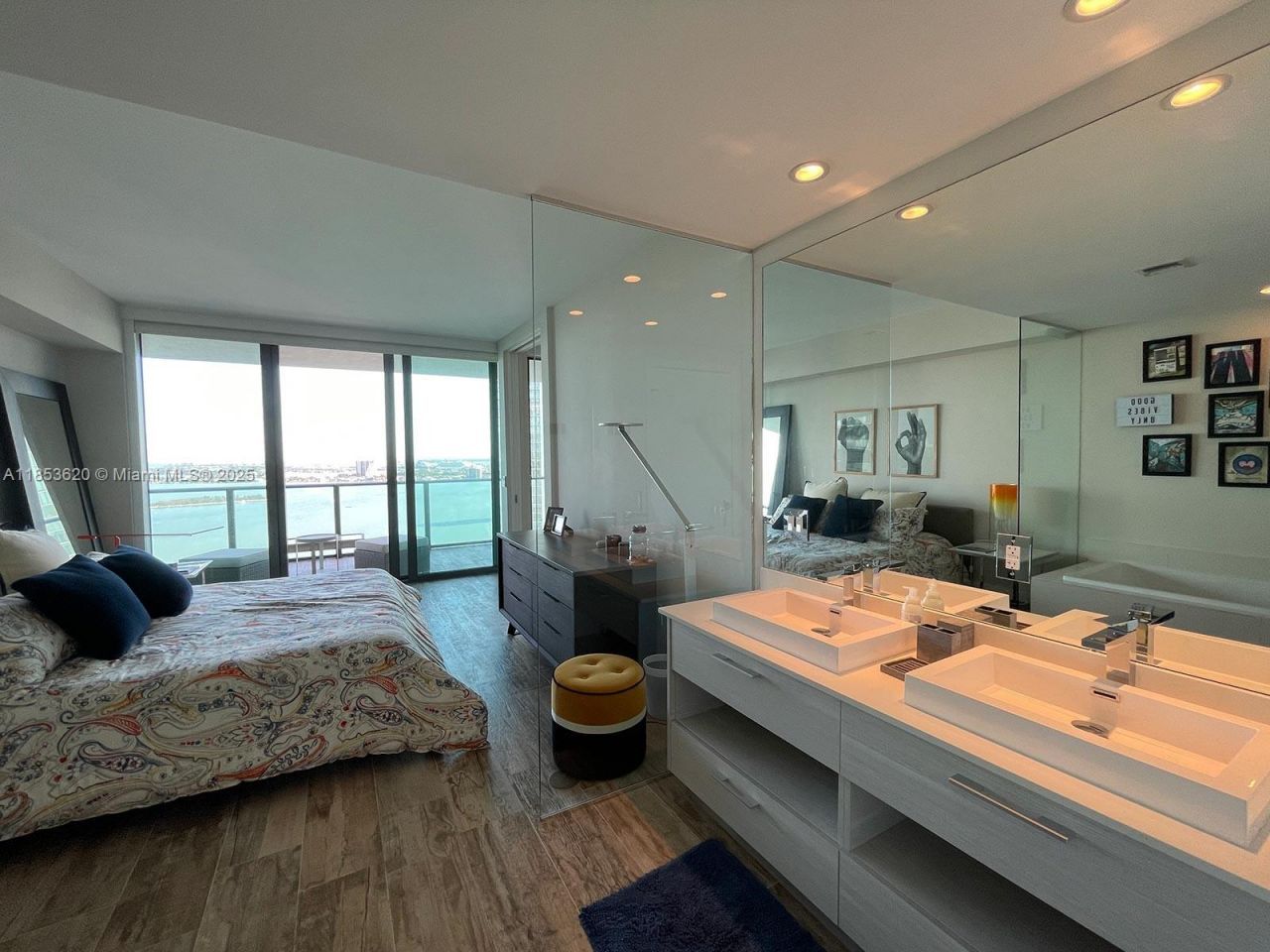 650 NE 32nd St, Unit 3005, Miami, FL 33137 Photo