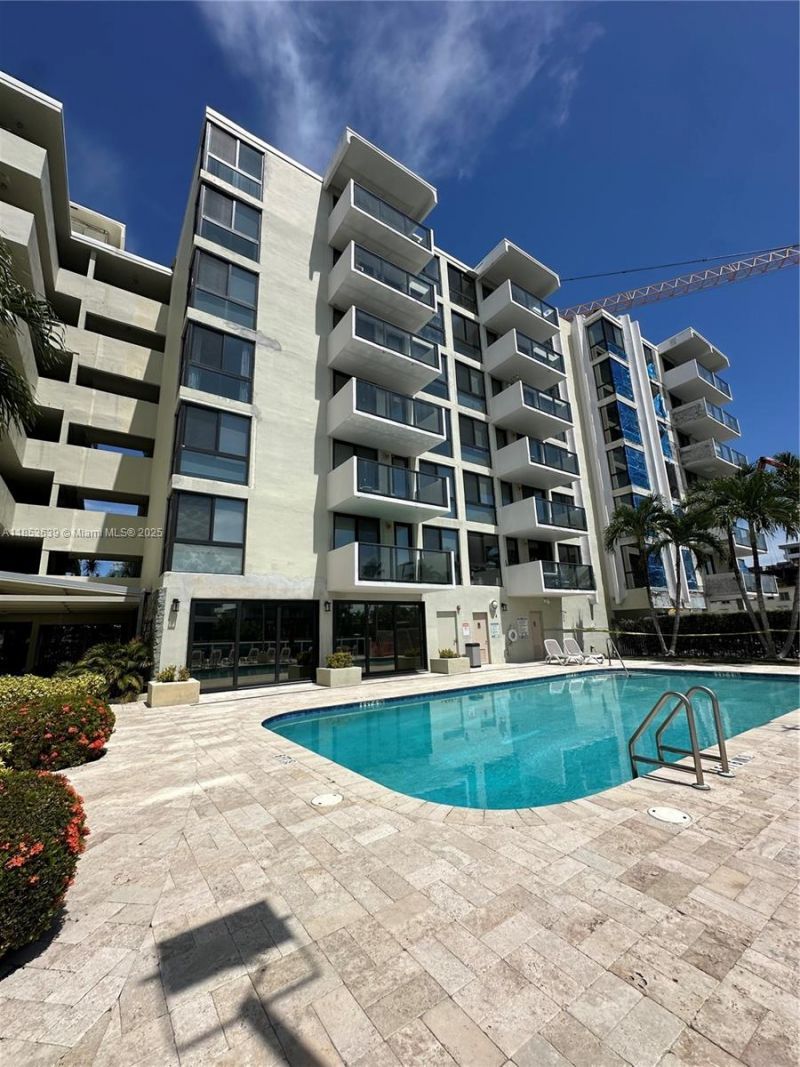 9800 W Bay Harbor Dr, Unit 206, Bay Harbor Islands, FL 33154 Photo