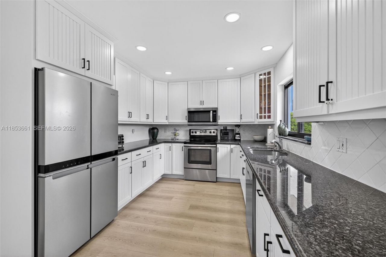 2481 SE 15th St, Pompano Beach, FL 33062 Photo