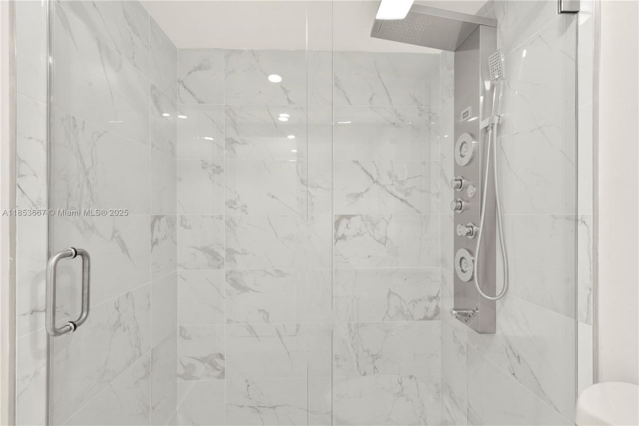 8320 Sands Point Blvd, Unit M107, Tamarac, FL 33321 Photo