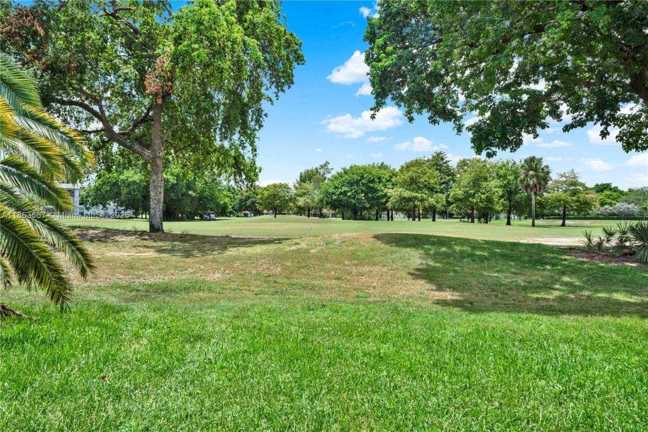 8320 Sands Point Blvd, Unit M107, Tamarac, FL 33321 Photo