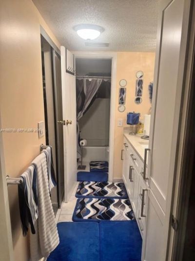 4270 NW 40th St, Unit 306, Lauderdale Lakes, FL 33319 Photo