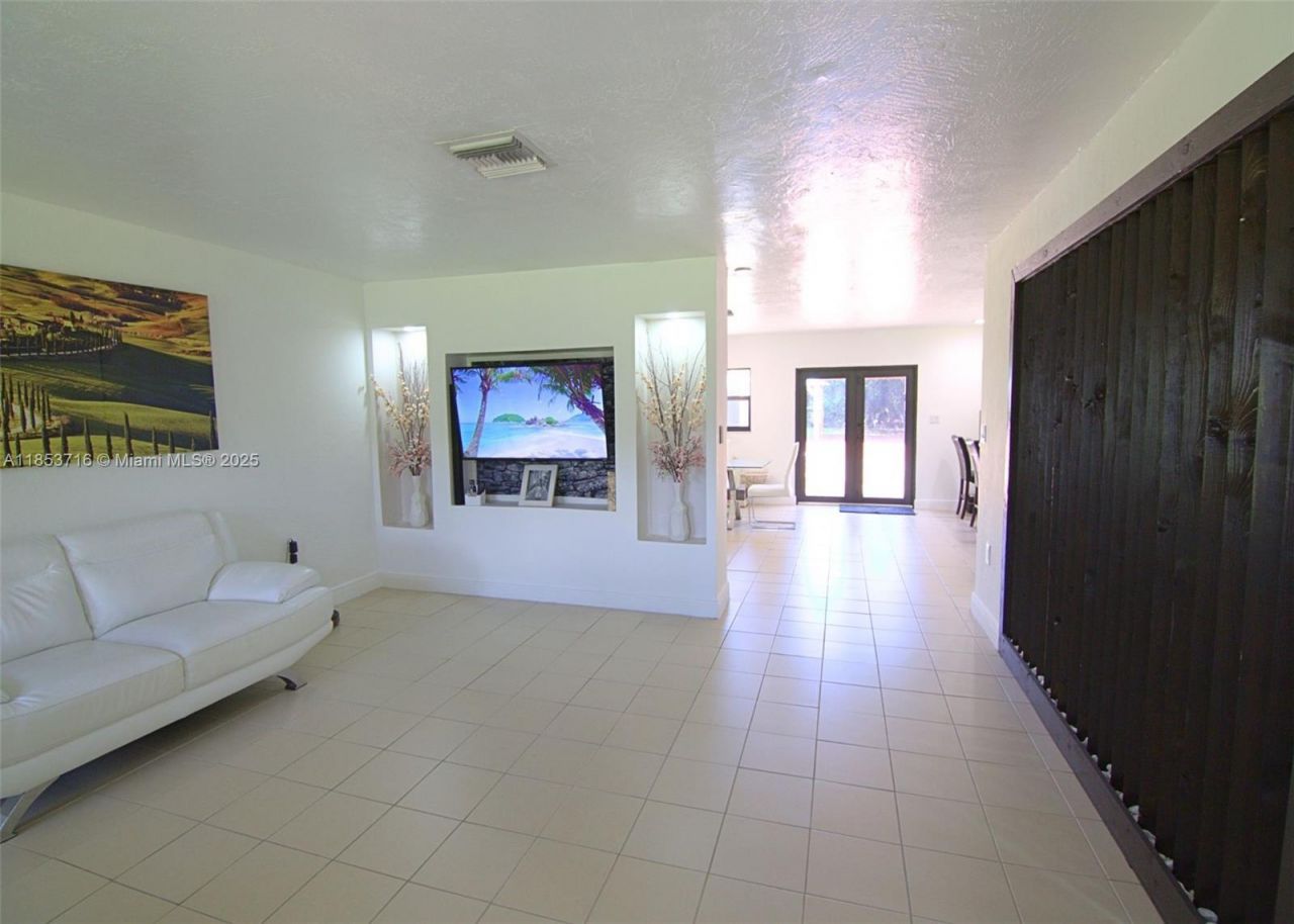 15200 SW 268th St, Homestead, FL 33032 Photo