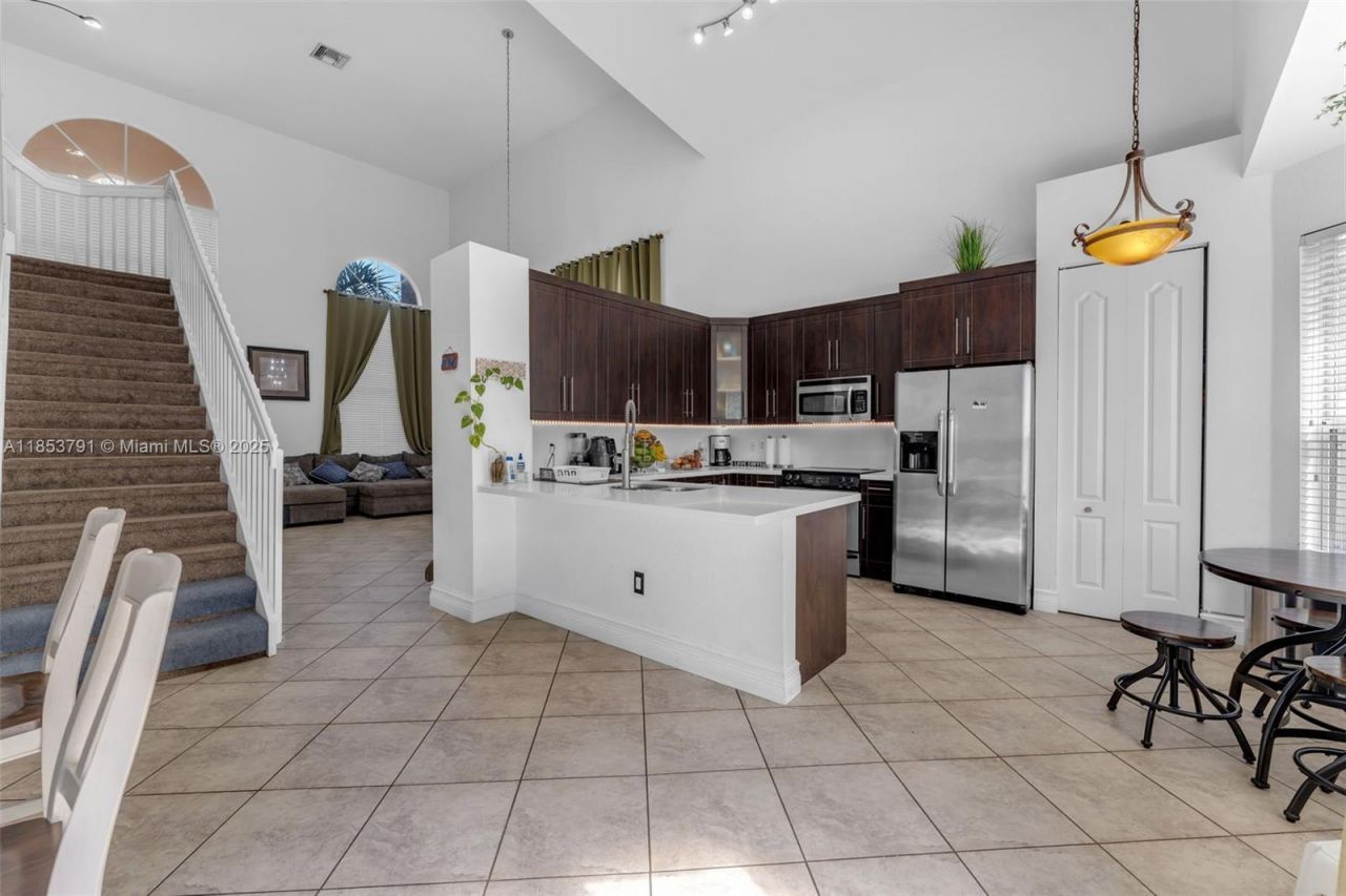 1755 NE 37th Ave, Homestead, FL 33033 Photo