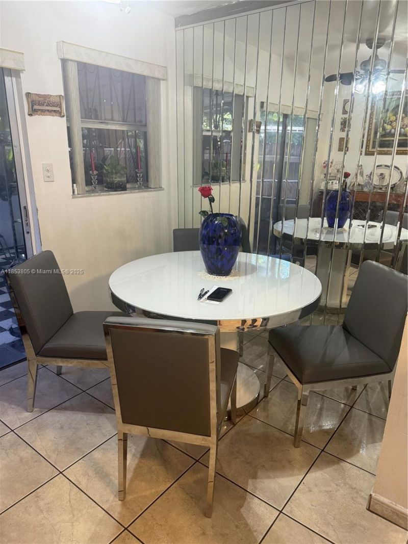 11472 SW 4th St, Sweetwater, FL 33174 Photo