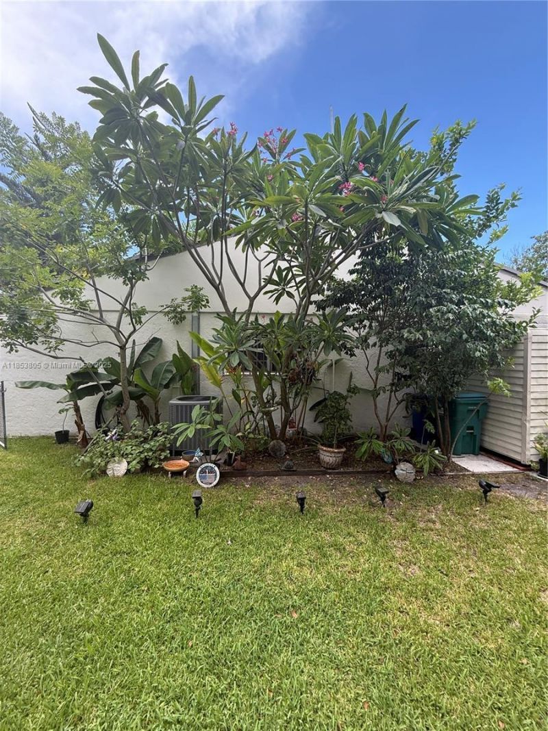 11472 SW 4th St, Sweetwater, FL 33174 Photo