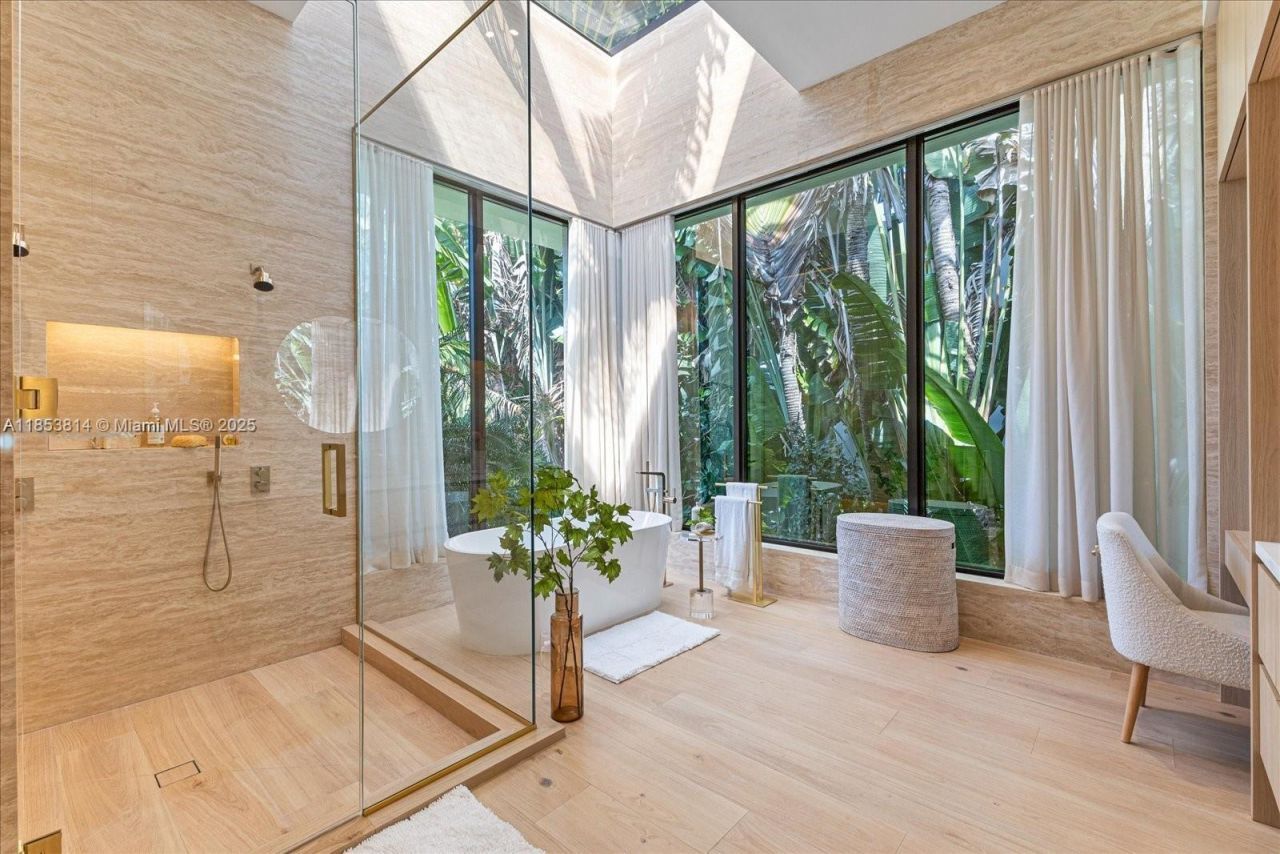 1510 W 23rd St, Miami Beach, FL 33140 Photo