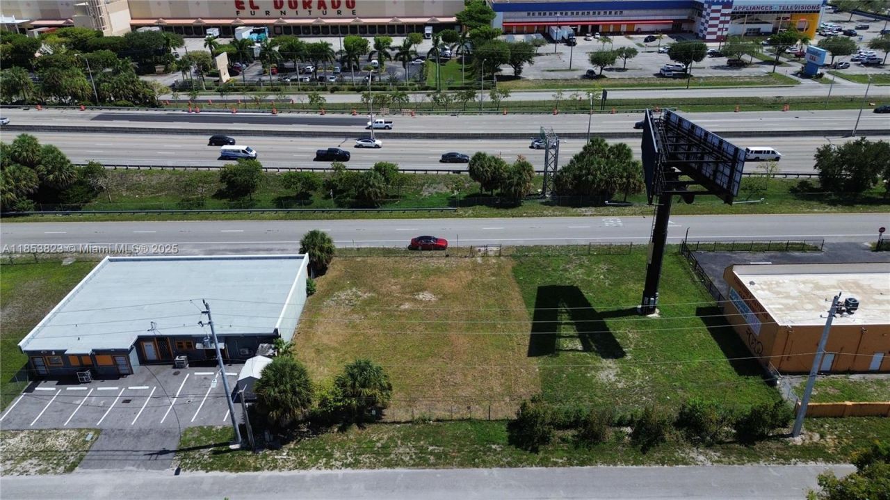 43xx NW 167th St, Miami Gardens, FL 33055 Photo