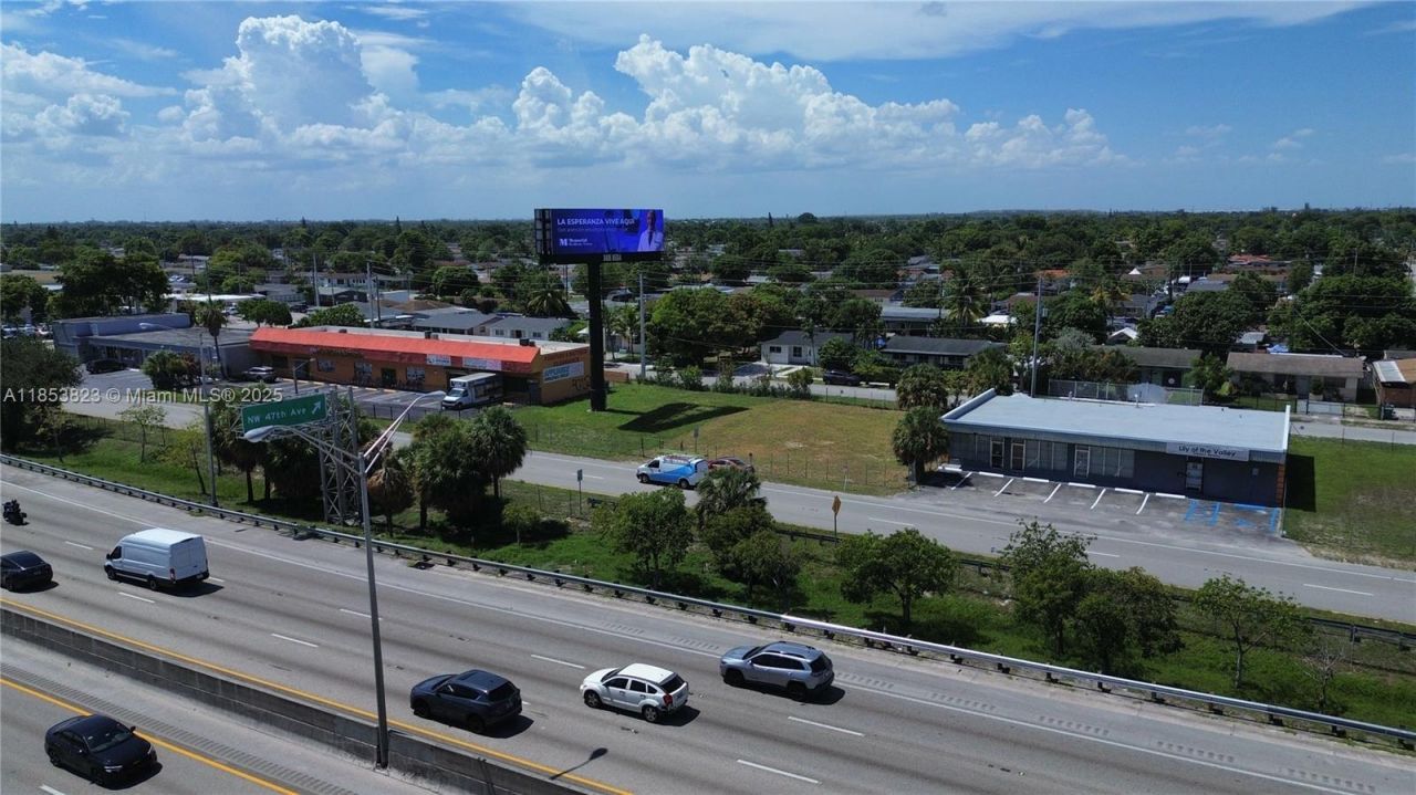 43xx NW 167th St, Miami Gardens, FL 33055 Photo