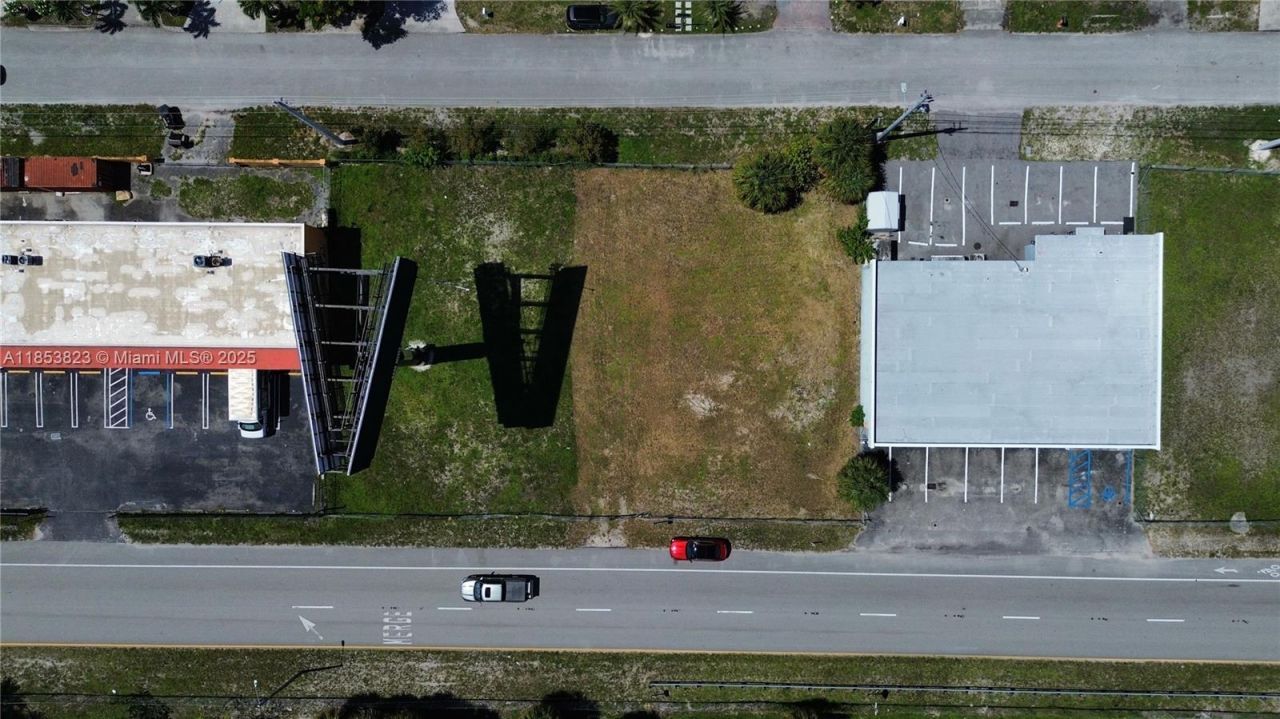 43xx NW 167th St, Miami Gardens, FL 33055 Photo