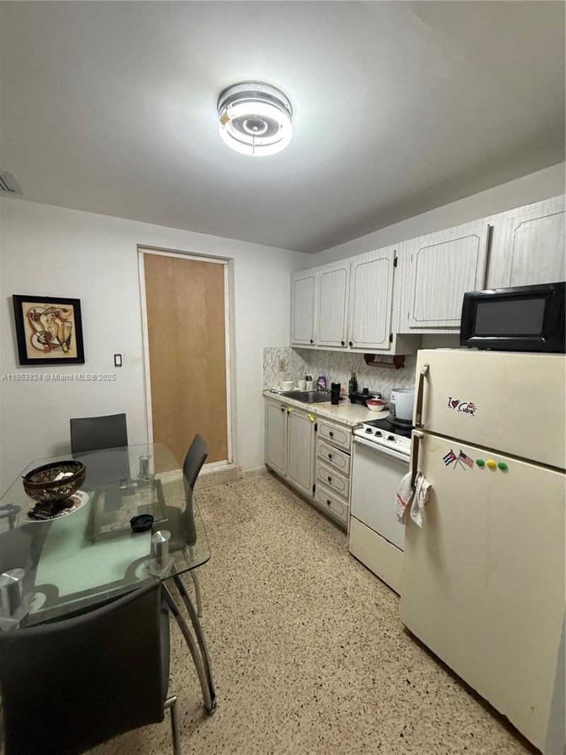 110 Flagami Blvd, Miami, FL 33144 Photo