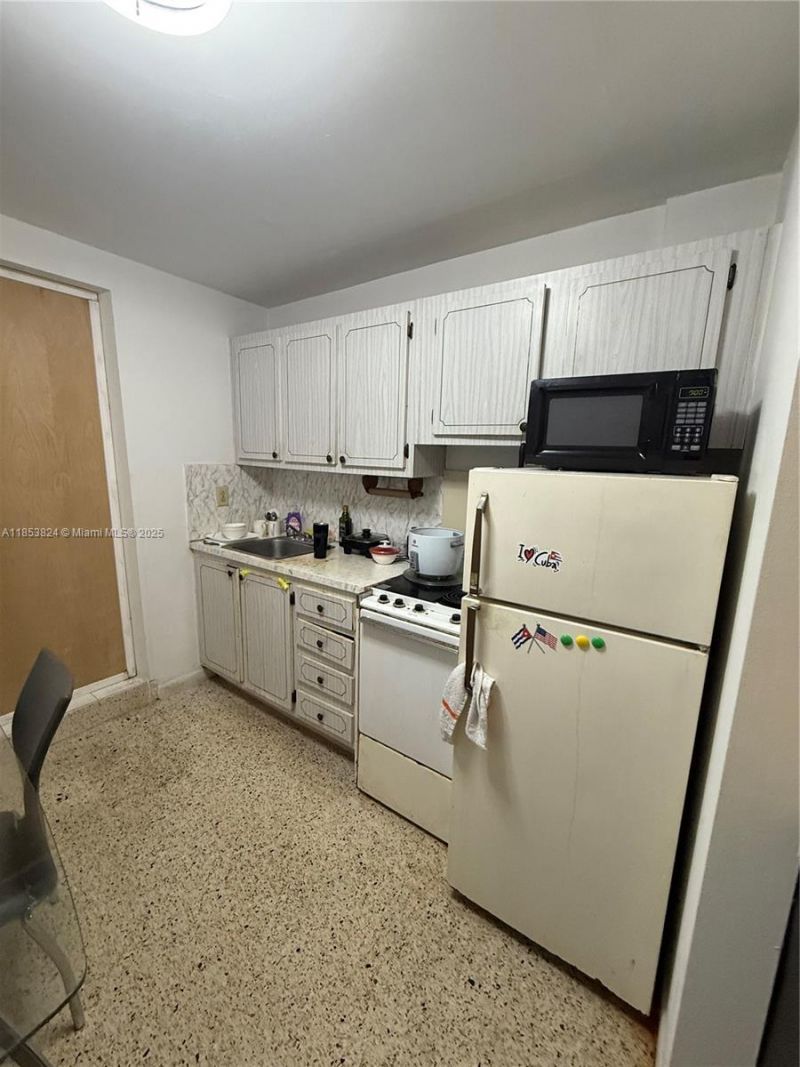 110 Flagami Blvd, Miami, FL 33144 Photo