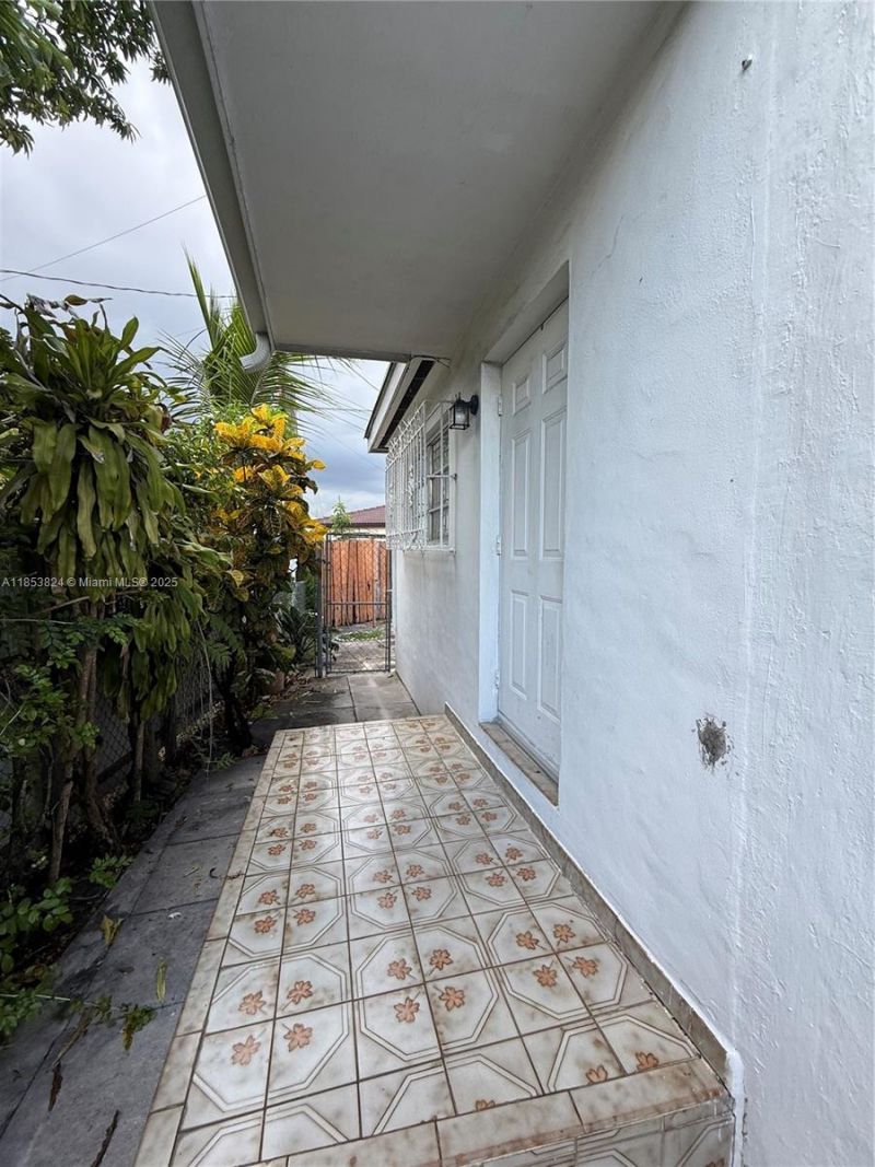 110 Flagami Blvd, Miami, FL 33144 Photo