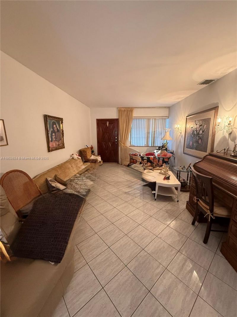 110 Flagami Blvd, Miami, FL 33144 Photo