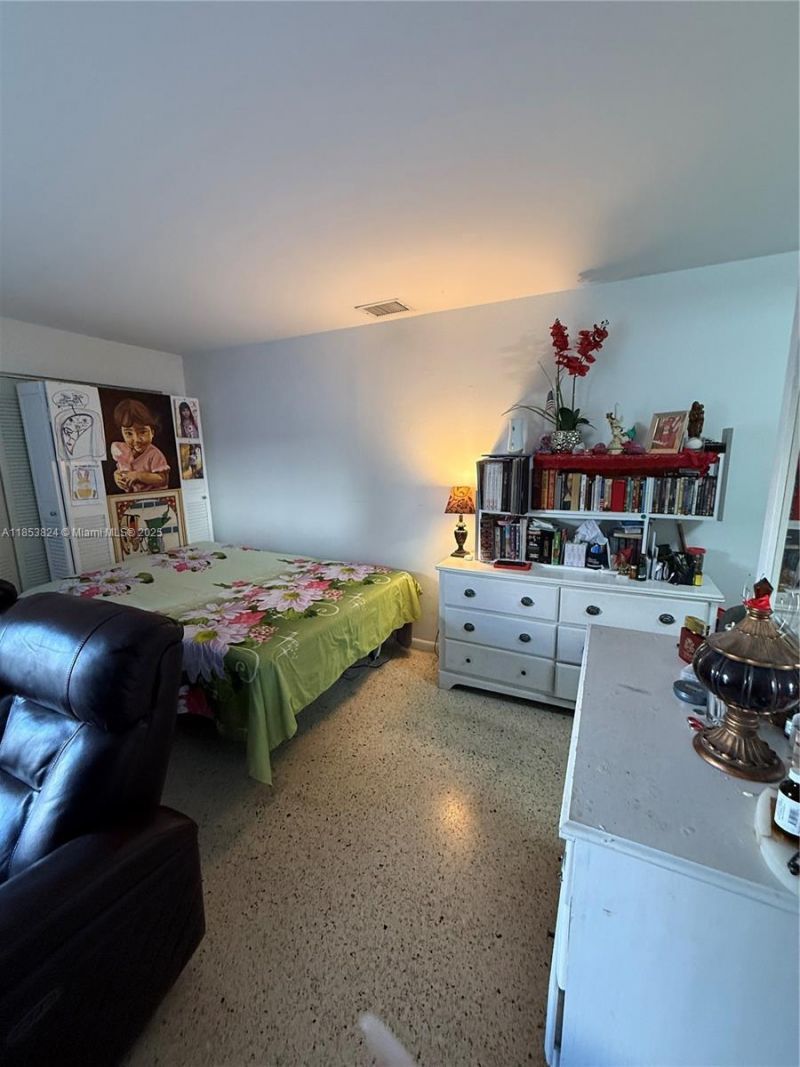 110 Flagami Blvd, Miami, FL 33144 Photo