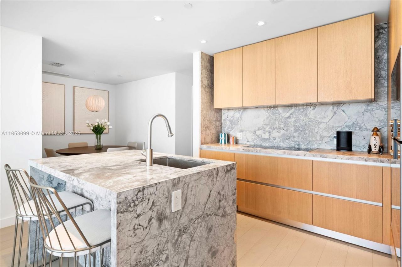 500 Alton Rd, Unit 3604, Miami Beach, FL 33139 Photo