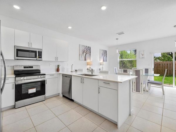 29269 SW 162nd Ct, Homestead, FL 33033