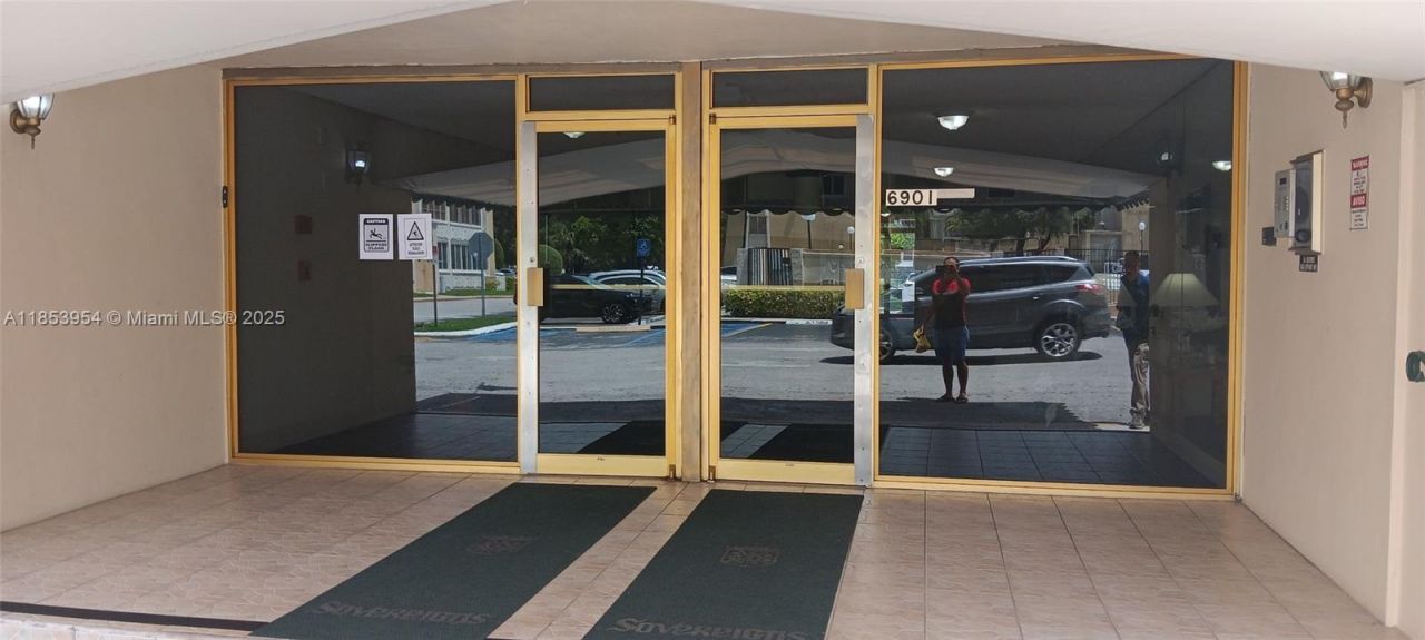 6901 SW 147th Ave, Unit 2D, Miami, FL 33193 Photo