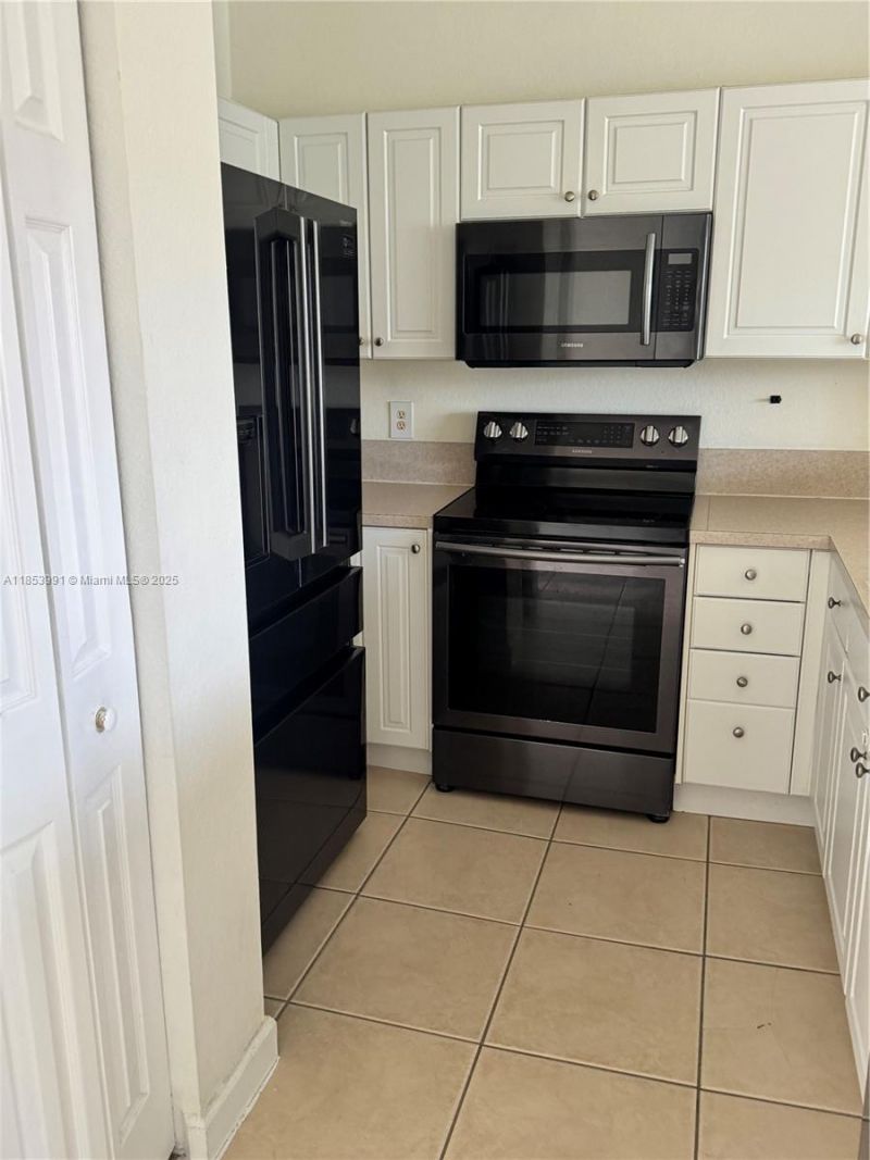 1485 NE 33rd Rd, Unit 212-1, Homestead, FL 33033 Photo
