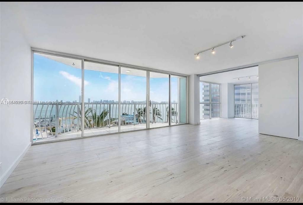 7601 E Treasure Dr, Unit 707, North Bay Village, FL 33141 Photo