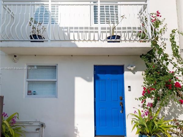 2035 NE 123rd St, North Miami, FL 33181