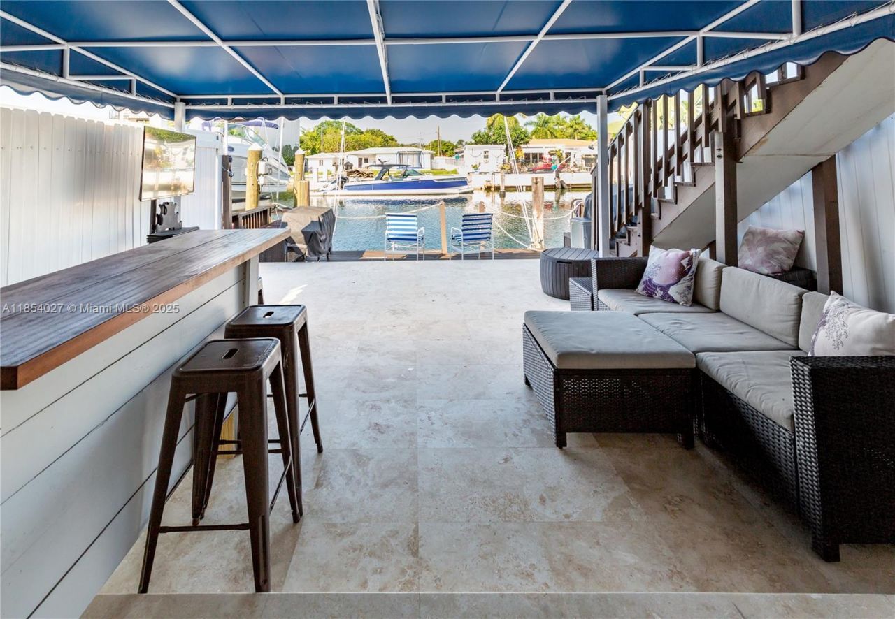 2035 NE 123rd St, North Miami, FL 33181 Photo