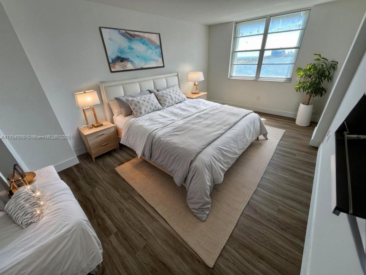 500 Bayview Dr, Unit 1120, Sunny Isles Beach, FL 33160 Photo