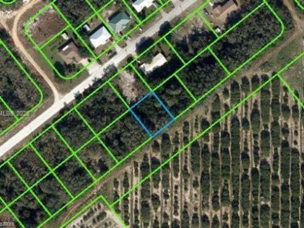 2279 N Lanier Boulevard, Avon Park, FL 33825