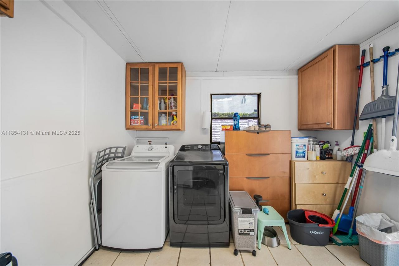 7605 W 6th Ave, Hialeah, FL 33014 Photo