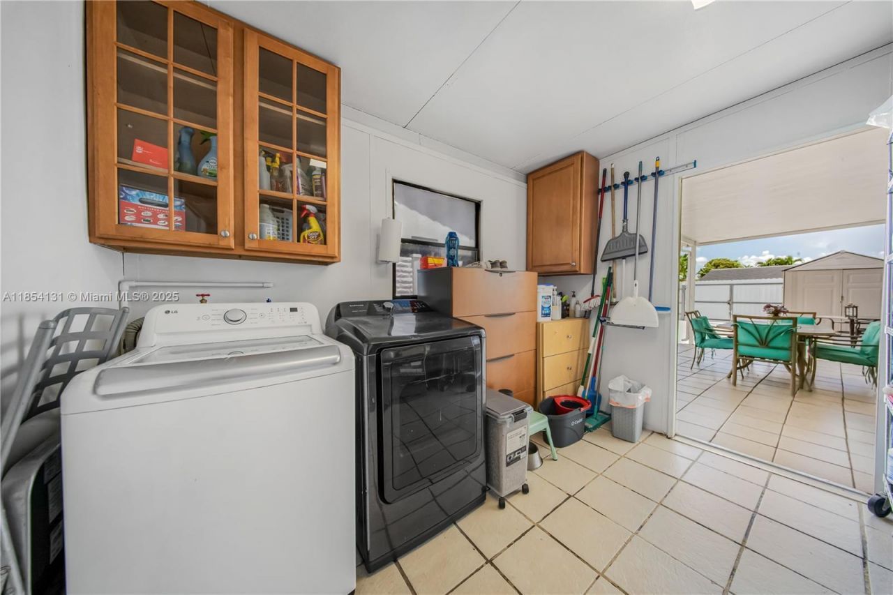 7605 W 6th Ave, Hialeah, FL 33014 Photo