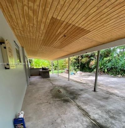 8465 SW 143rd St, Palmetto Bay, FL 33158 Photo