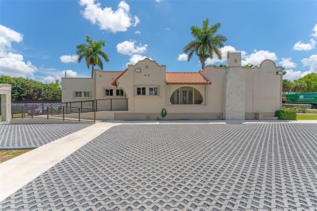 97 NE 15th St, Homestead, FL 33030 Photo