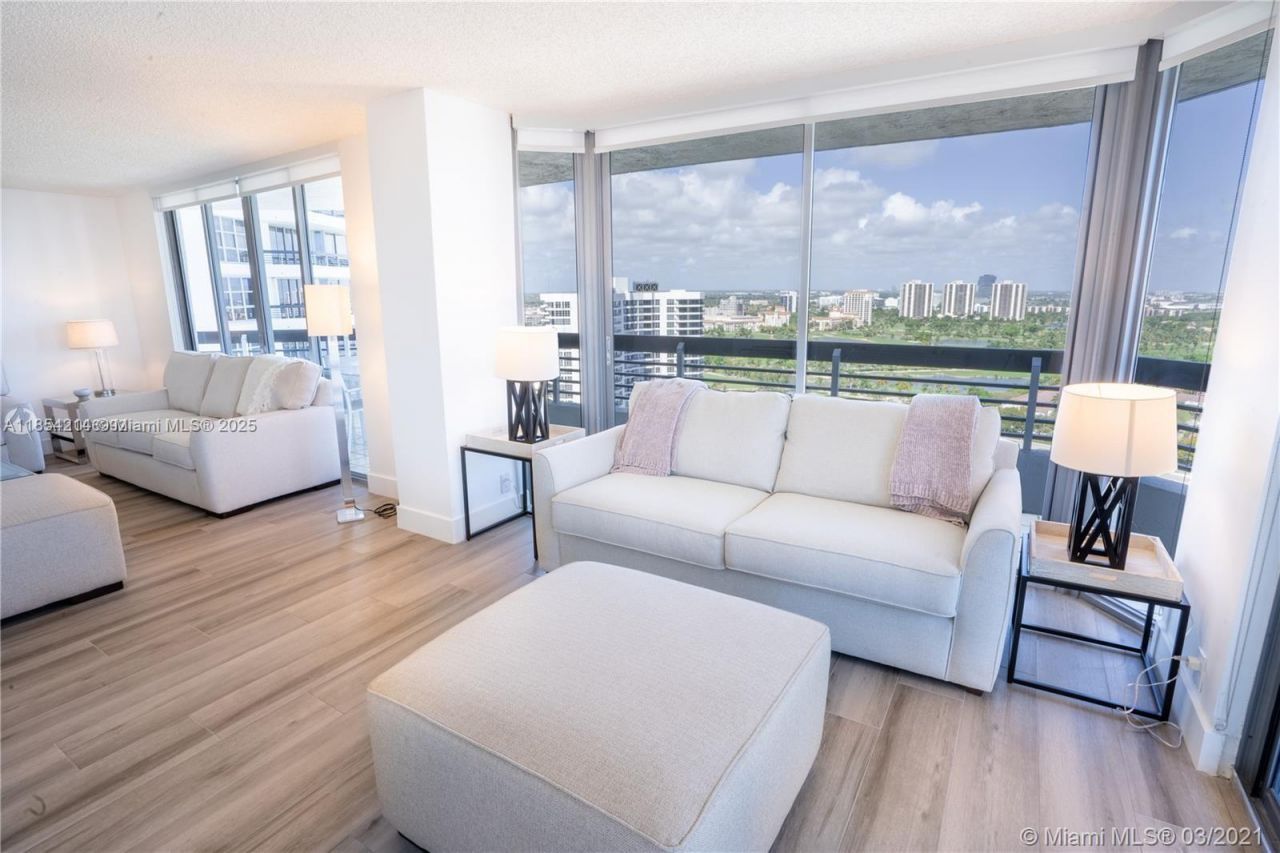 3530 Mystic Pointe Dr, Unit 2509, Aventura, FL 33180 Photo